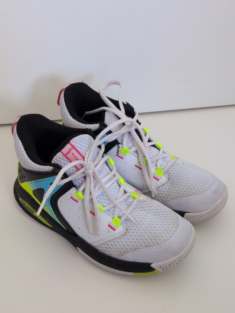 AND1 Takeoff 3.0 Basketball Sneakers - 4.5